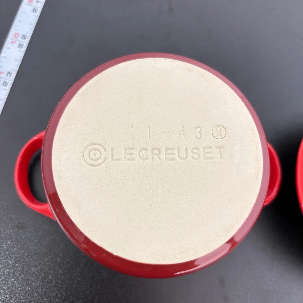Le Creuset Unisex Mini Cocotte 8oz Red Stoneware Round Casserole Dish 11-43